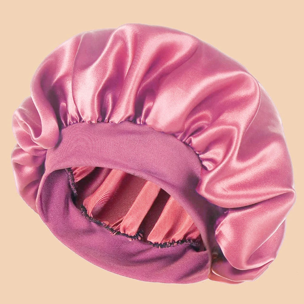 Bonnet en satin rose foncé douce aura