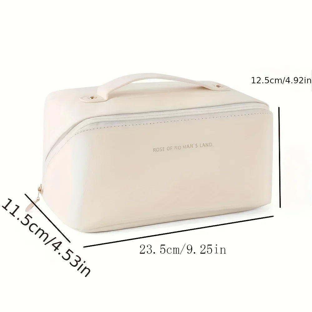 dimensions trousse de toilette pour femme elegante